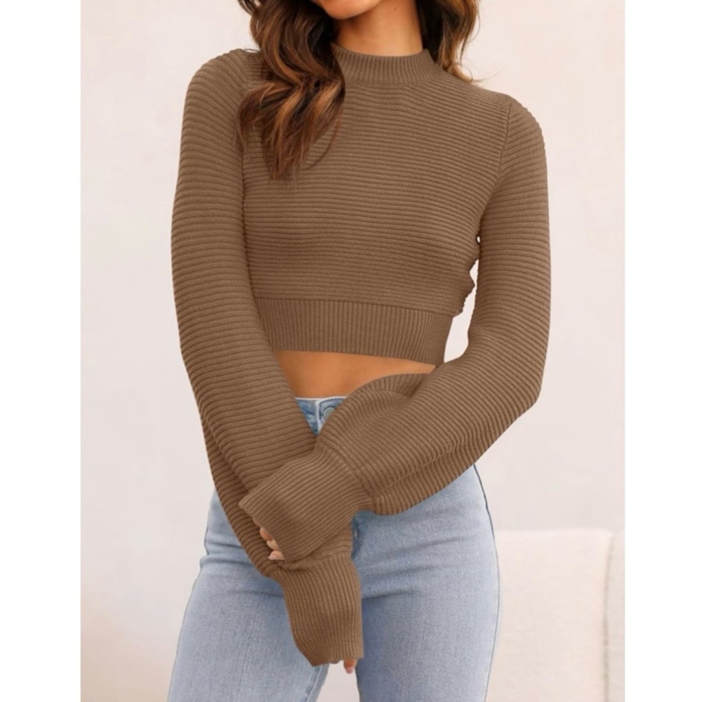NWT Ribbed Brown Bubble Sleeve Crop Sweater in Size Small